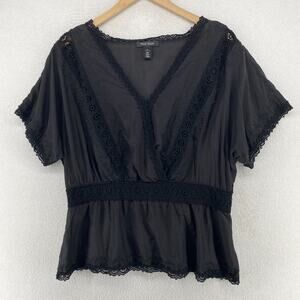 WHITE HOUSE BLACK MARKET Top XL Surplice Lace Trim Peplum Smocked Blouse Black
